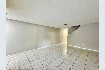 10823 Brickside Court, Riverview, FL 33579 - Photo 5
