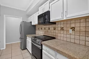 5608 Pinnacle Heights Cir, Tampa, FL 33624 - Photo 19