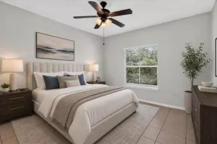 5608 Pinnacle Heights Cir, Tampa, FL 33624 - Photo 9