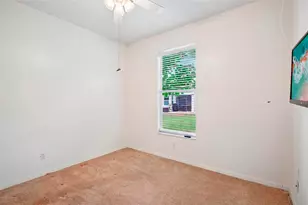 1104 Villeroy Dr, Sun City Center, FL 33573 - Photo 31