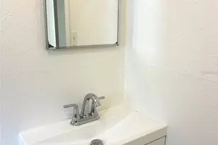 3605 E 28th Ave, Tampa, FL 33605 - Photo 9