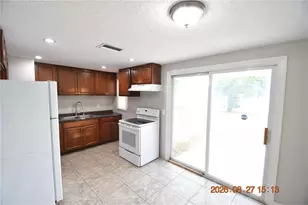 2301 E 112th Ave, Tampa, FL 33612 - Photo 7