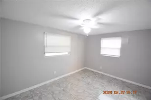 2301 E 112th Ave, Tampa, FL 33612 - Photo 21