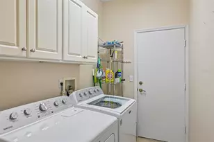 1230 Huntington Greens Dr, Sun City Center, FL 33573 - Photo 25