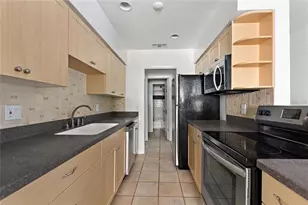 3753 46th Ave S, Saint Petersburg, FL 33711 - Photo 9