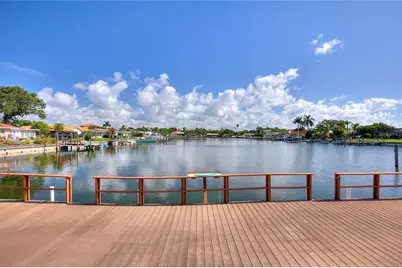 3753 46th Avenue S #10, Saint Petersburg, FL 33711 - Photo 3
