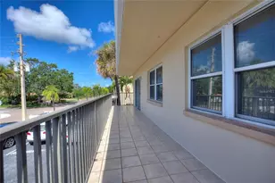 3753 46th Ave S, Saint Petersburg, FL 33711 - Photo 15