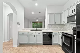 6243 Duck Key Ct, Tampa, FL 33625 - Photo 5