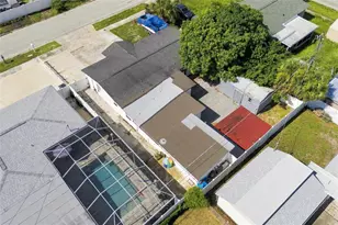 7805 Winston Ln, Tampa, FL 33615 - Photo 43