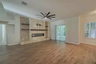 220 Taylor Bay Ln, Brandon, FL 33510 - Photo 9