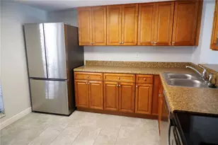 321 Windrush Loop, Tarpon Springs, FL 34689 - Photo 5