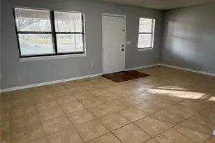 1702 Dawn Heights Dr, Lakeland, FL 33801 - Photo 3