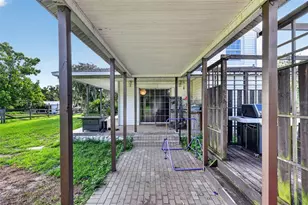 8922 Pritcher Rd, Lithia, FL 33547 - Photo 49