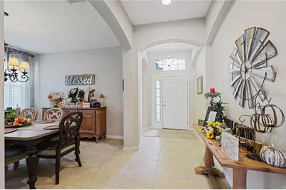 17527 Bright Wheat Drive, Lithia, FL 33547 - Photo 9