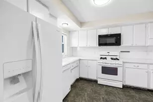 1868 Shore Dr S, South Pasadena, FL 33707 - Photo 3