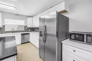 1868 Shore Dr S, South Pasadena, FL 33707 - Photo 41