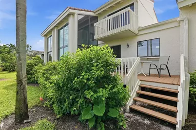 5619 Escondida Boulevard S, Saint Petersburg, FL 33715 - Photo 7