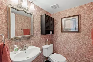 5619 Escondida Blvd S, Saint Petersburg, FL 33715 - Photo 29