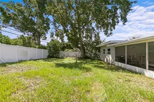 1009 Woodley Rd, Clearwater, FL 33764 - Photo 25