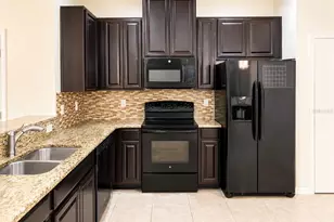 2119 Lennox Dale Ln, Brandon, FL 33510 - Photo 5