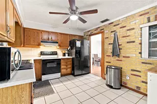 3412 E Fern St, Tampa, FL 33610 - Photo 9