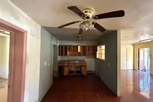 816 17th Ct E, Bradenton, FL 34208 - Photo 3