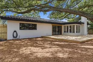 2218 Hennesen Dr, Clearwater, FL 33764 - Photo 27