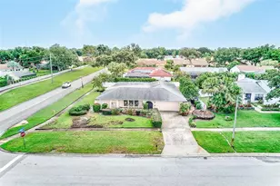 2993 Meadow Wood Dr, Clearwater, FL 33761 - Photo 33