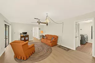 2993 Meadow Wood Dr, Clearwater, FL 33761 - Photo 21