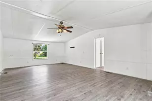34921 Emily Dr, Ridge Manor, FL 33523 - Photo 25