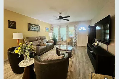 5820 N 43rd Terrace Terrace N #1404, Kenneth City, FL 33709 - Photo 5