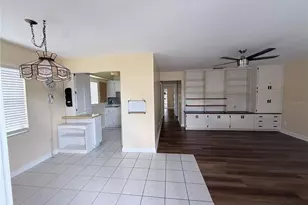 402 Dorchester Pl, Sun City Center, FL 33573 - Photo 19