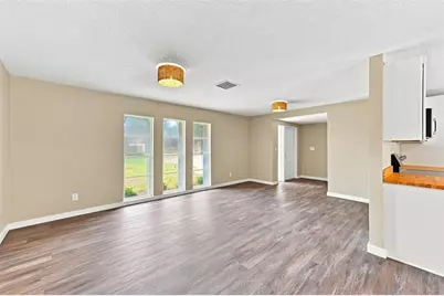 6622 Glencoe Drive, Temple Terrace, FL 33617 - Photo 9