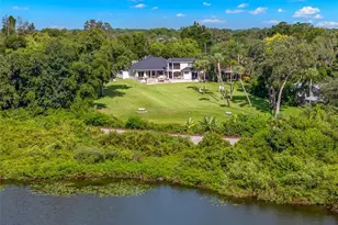 950 14th Ave S, Safety Harbor, FL 34695 - Photo 1
