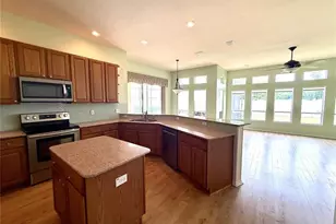 3735 Gaviota Dr, Ruskin, FL 33573 - Photo 13