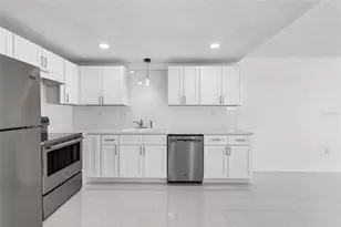 450 Treasure Island Causeway, Treasure Island, FL 33706 - Photo 11