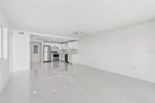 450 Treasure Island Causeway, Treasure Island, FL 33706 - Photo 15