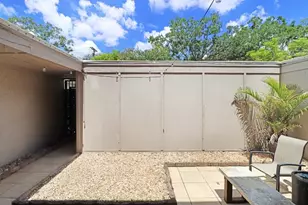 3712 Carrollbrook Rd, Tampa, FL 33618 - Photo 25