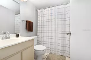 3712 Carrollbrook Rd, Tampa, FL 33618 - Photo 15