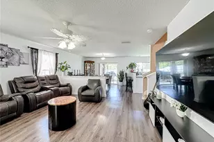 6312 Magnolia Trails Ln, Gibsonton, FL 33534 - Photo 13