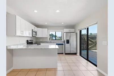 15314 E Pond Woods Drive #15314, Tampa, FL 33618 - Photo 15