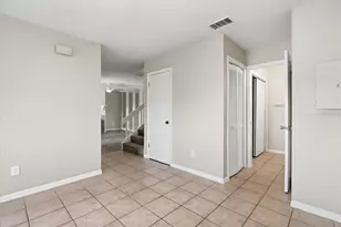 15314 E Pond Woods Dr, Tampa, FL 33618 - Photo 11