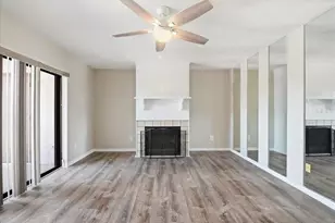 15314 E Pond Woods Dr, Tampa, FL 33618 - Photo 7