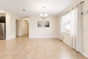 619 Wabash Breeze Cir, Ruskin, FL 33570 - Photo 17