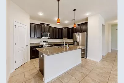 619 Wabash Breeze Circle, Ruskin, FL 33570 - Photo 11