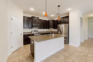 619 Wabash Breeze Cir, Ruskin, FL 33570 - Photo 11