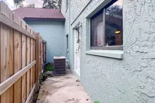 12414 N 58th St, Tampa, FL 33617 - Photo 21