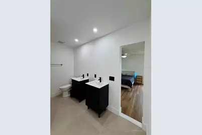 16503 Foothill Drive, Tampa, FL 33624 - Photo 13