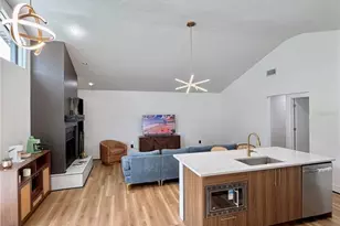 16503 Foothill Dr, Tampa, FL 33624 - Photo 21