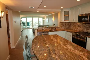 9495 Blind Pass Rd, Saint Pete Beach, FL 33706 - Photo 29